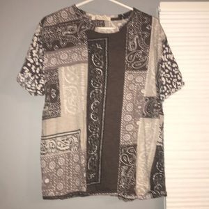 misc. patterned t-shirt